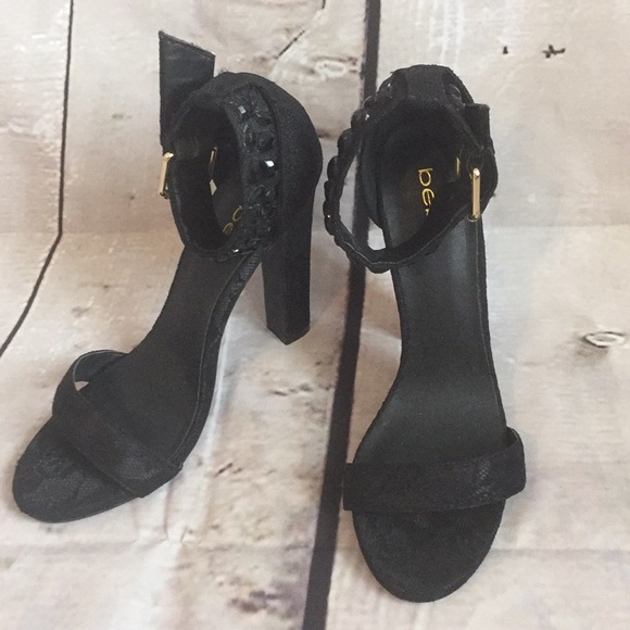 Bebe lace heels in size 8 - Picture 15 of 16